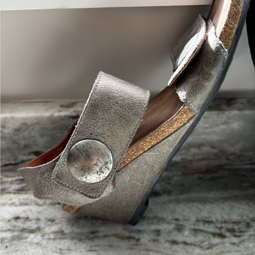 Taos Carousel 3 Women’s Metallic Gray Size 40 (9, 9.5) - Picture 4 of 8